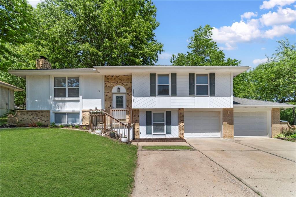 Listing Photo MLS #HMS2616655