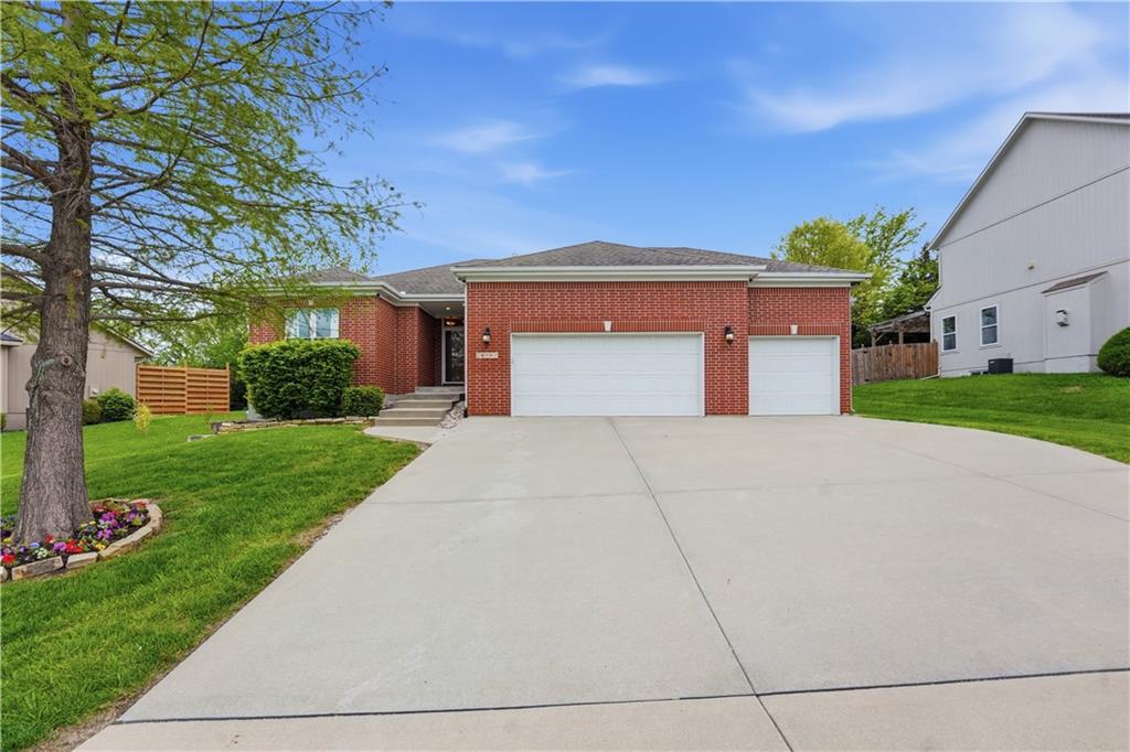 Listing Photo MLS #HMS2616681