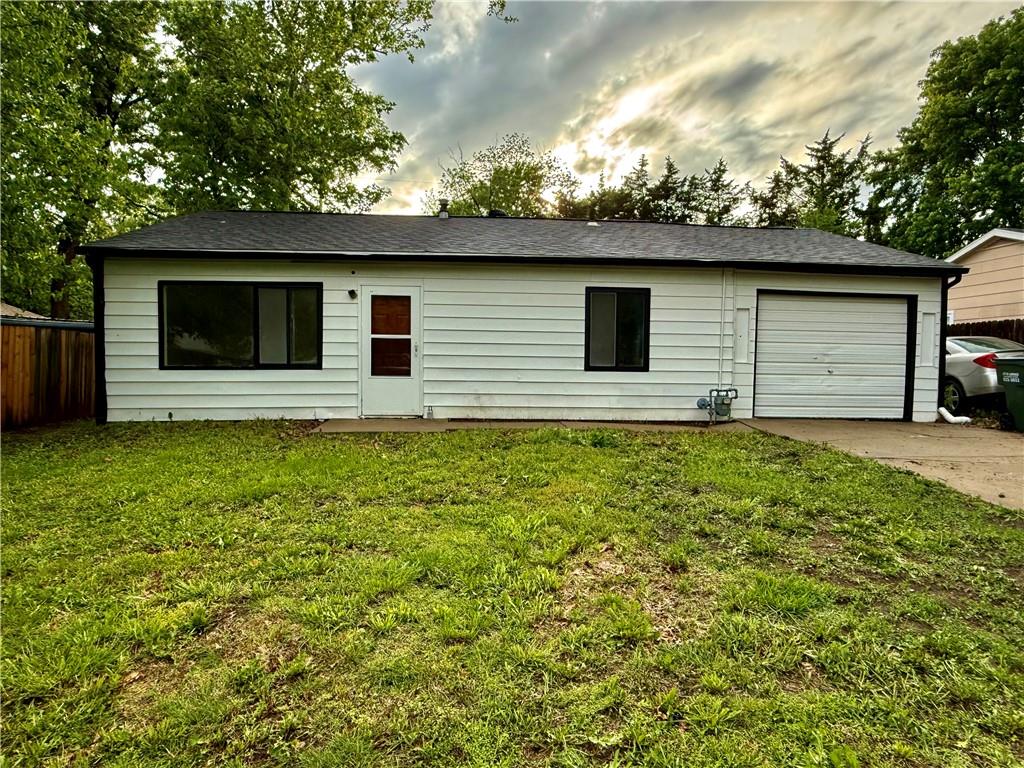 Listing Photo MLS #HMS2616722