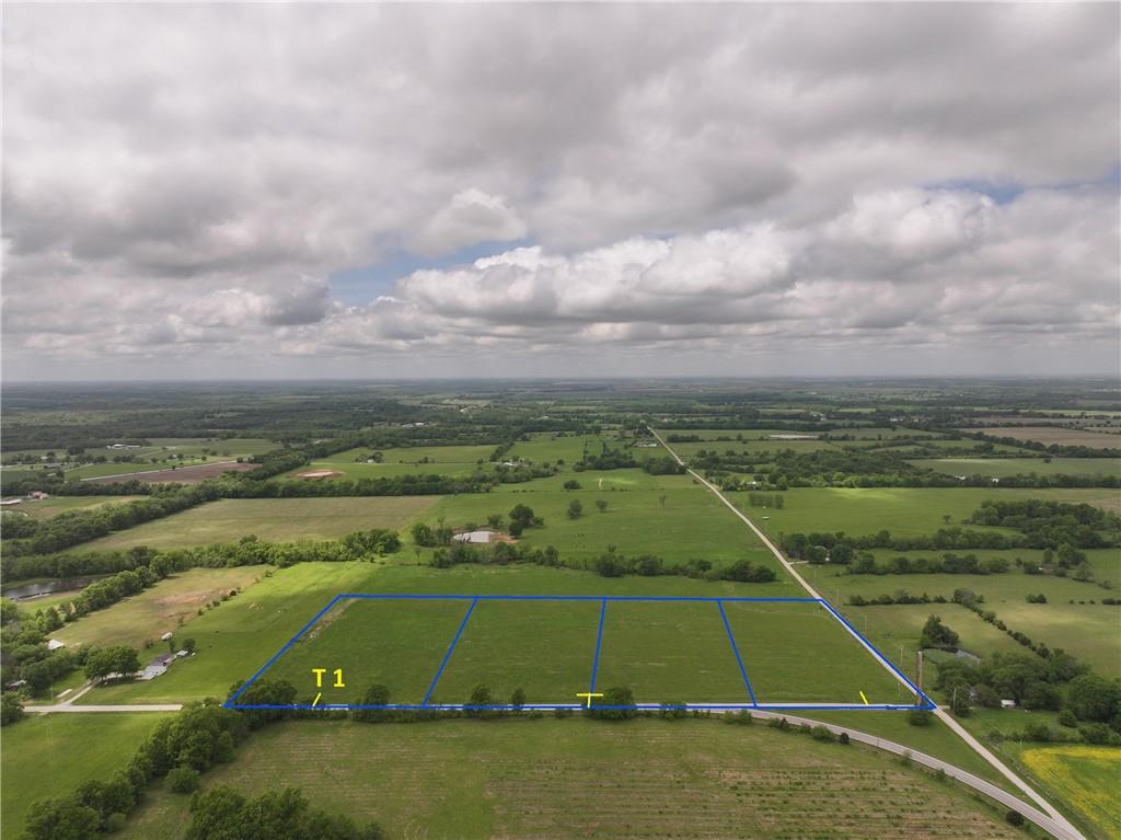 Listing Photo MLS #HMS2616844