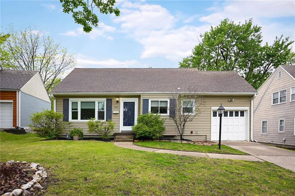 Listing Photo MLS #HMS2616929