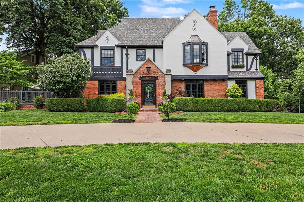 Listing Photo MLS #HMS2616947