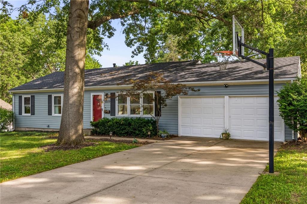 Listing Photo MLS #HMS2617060