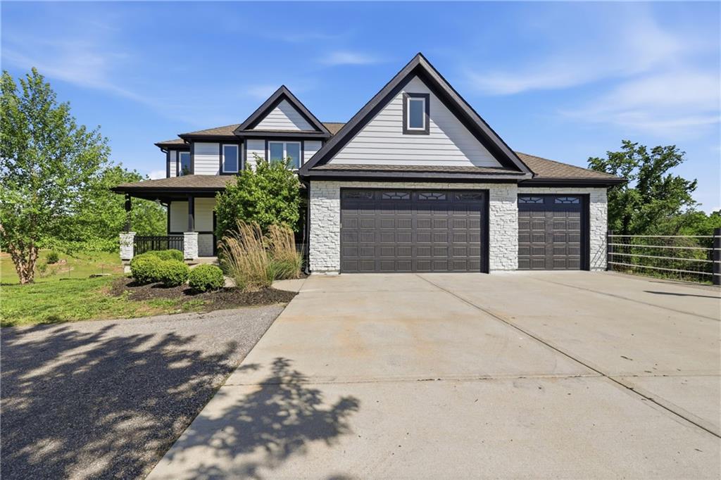 Listing Photo MLS #HMS2617098