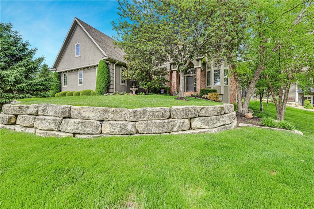 Listing Photo MLS #HMS2617106