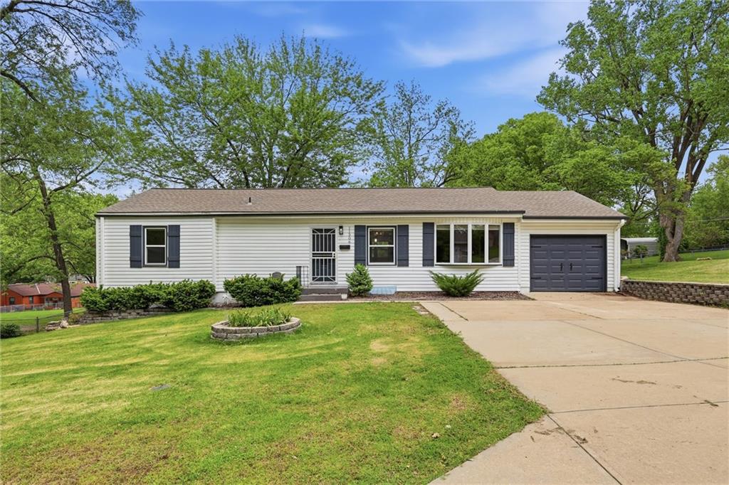 Listing Photo MLS #HMS2617130