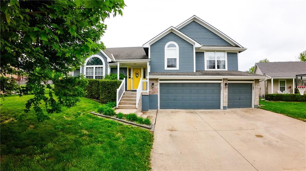 Listing Photo MLS #HMS2617153