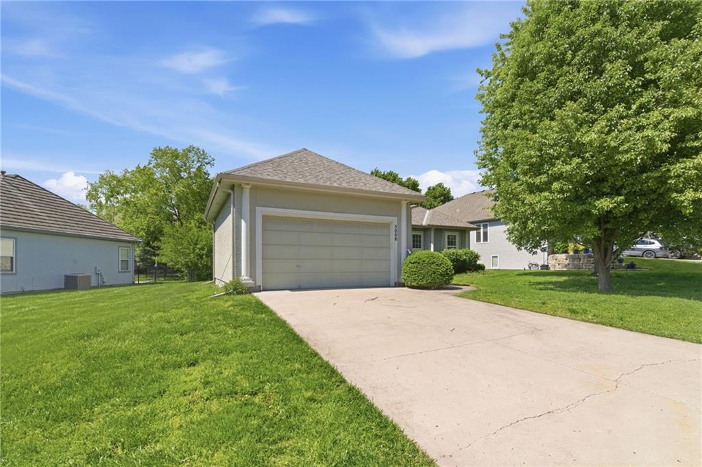Listing Photo MLS #HMS2617181