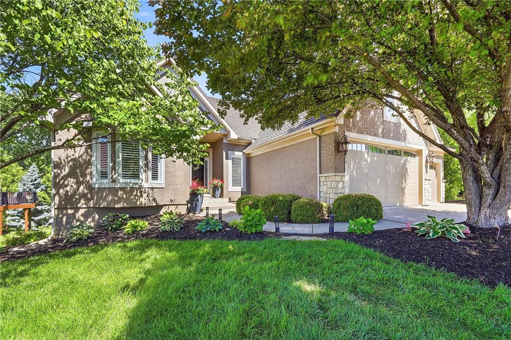 Listing Photo MLS #HMS2617204