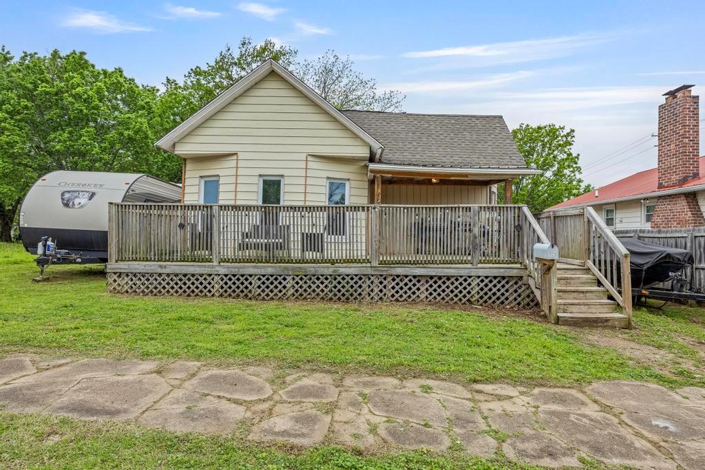 Listing Photo MLS #HMS2617219