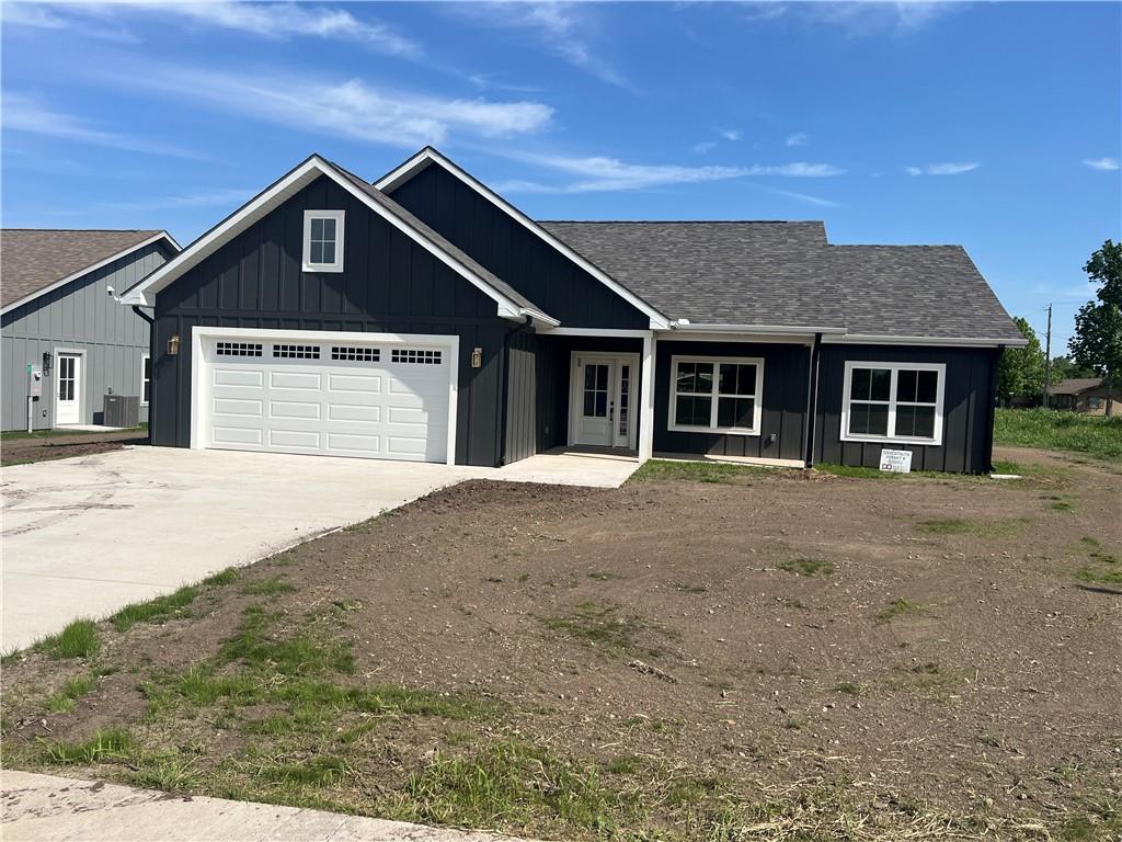 Listing Photo MLS #HMS2617272