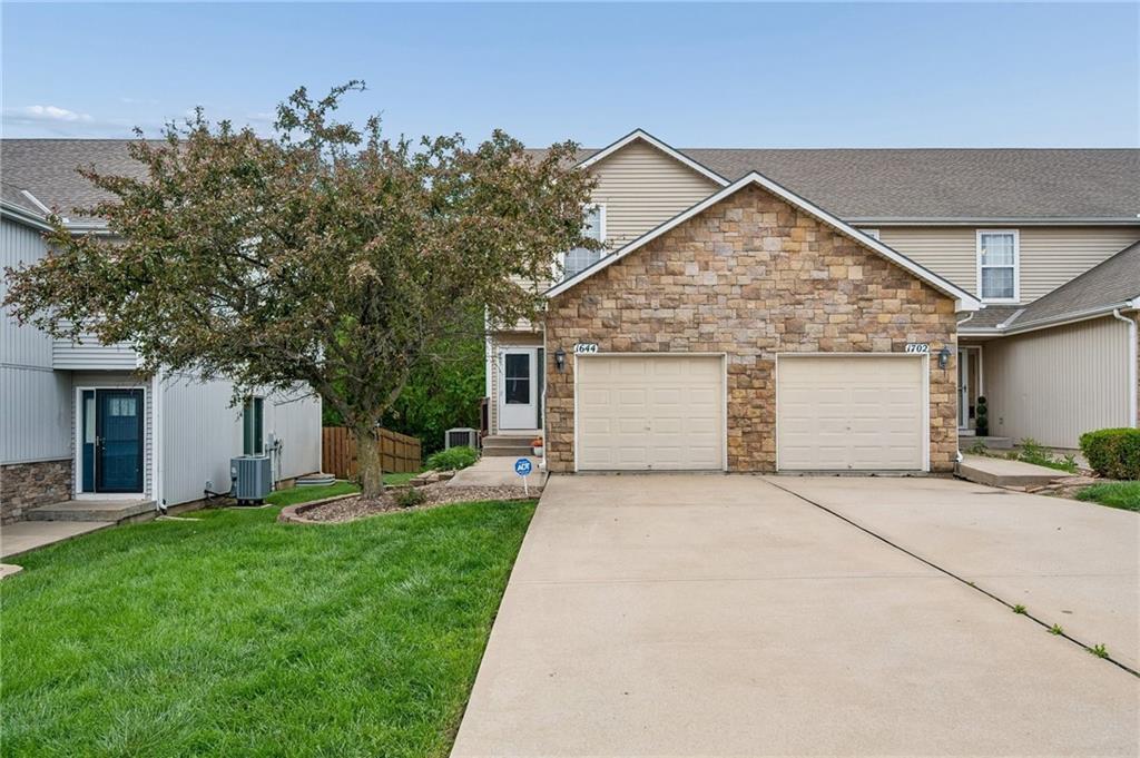 Listing Photo MLS #HMS2617284