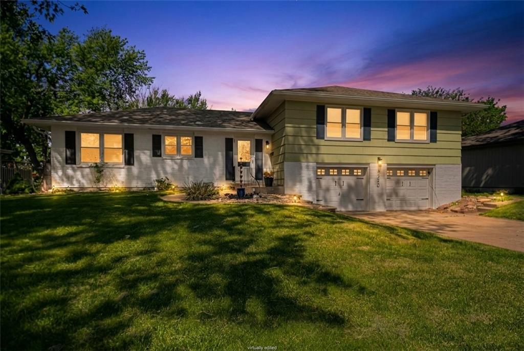 Listing Photo MLS #HMS2617311