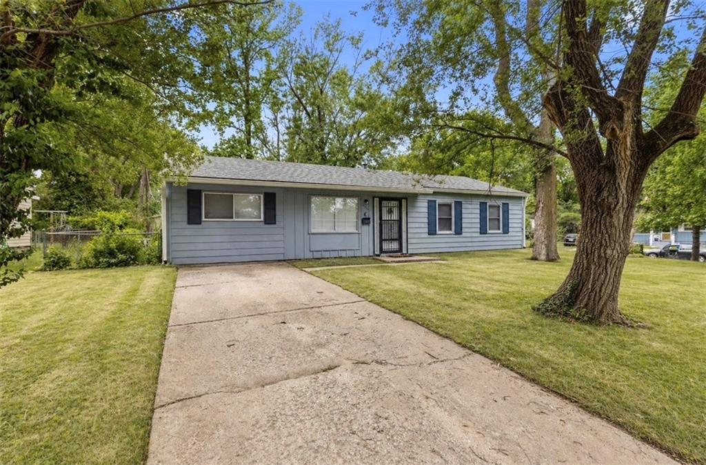 Listing Photo MLS #HMS2617371