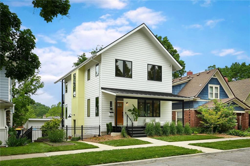 Listing Photo MLS #HMS2617404