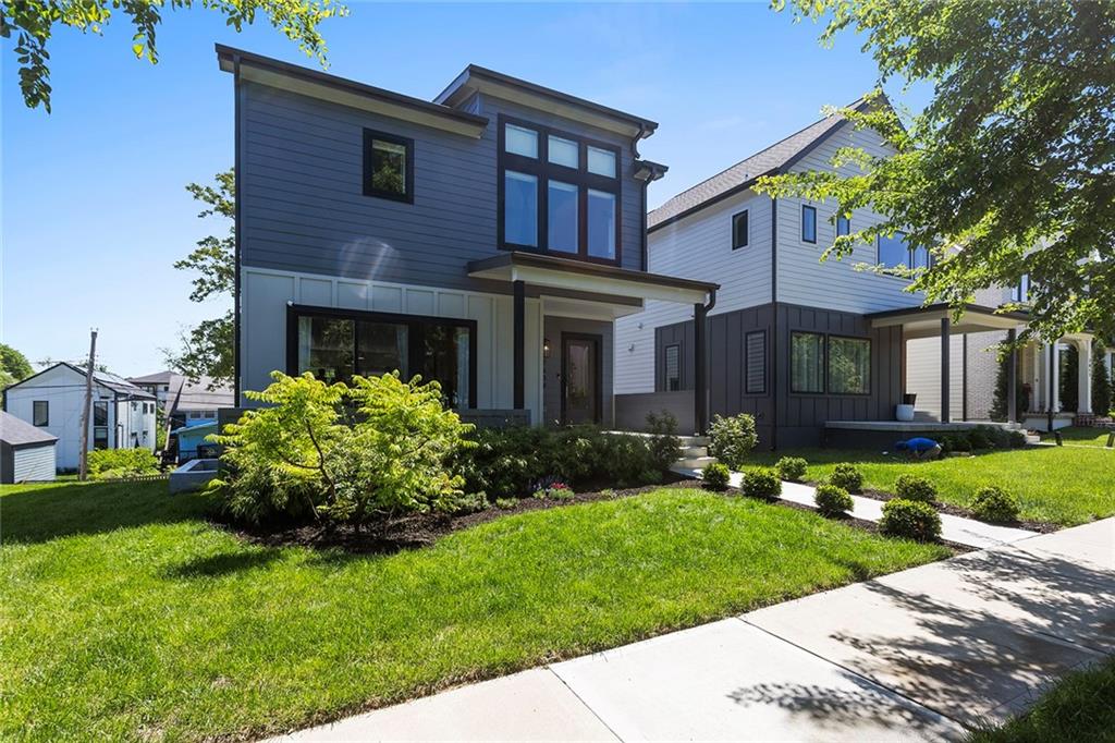Listing Photo MLS #HMS2617427