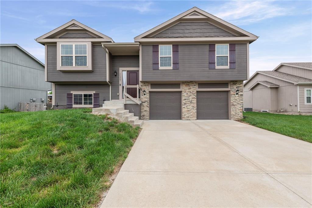 Listing Photo MLS #HMS2617451