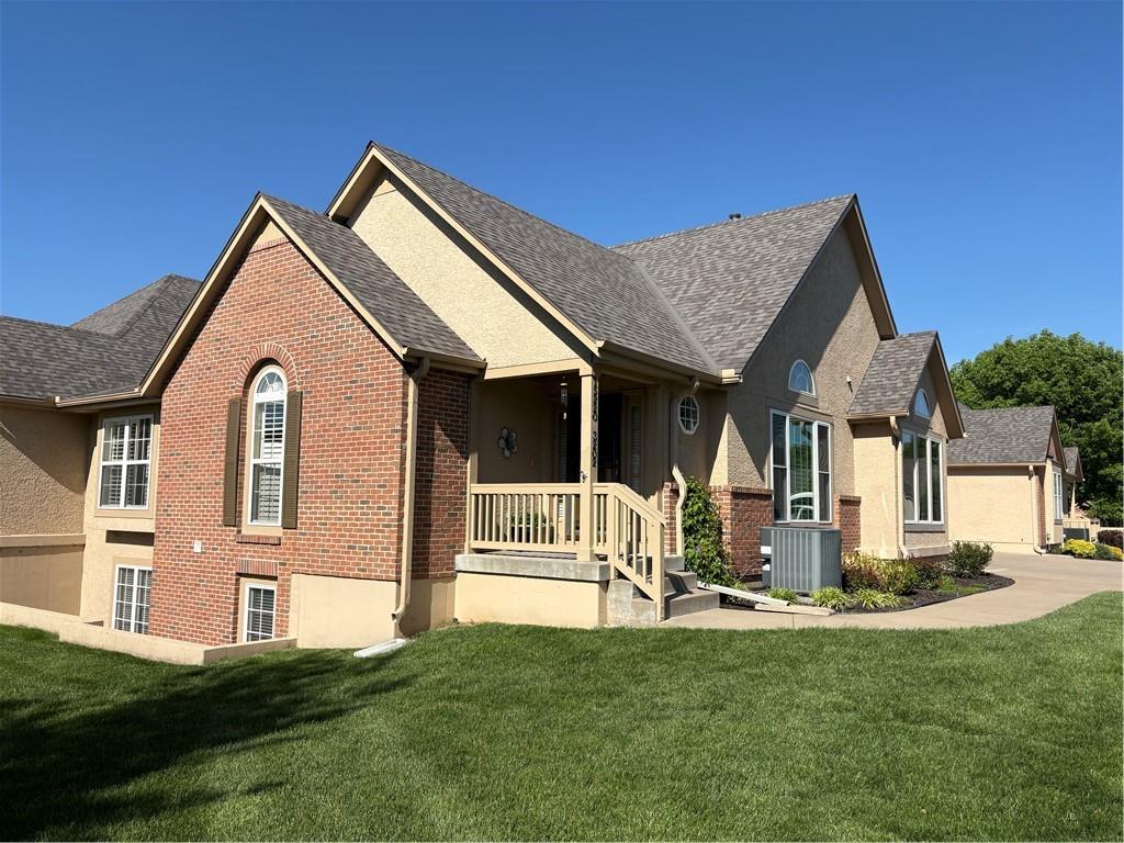 Listing Photo MLS #HMS2617488