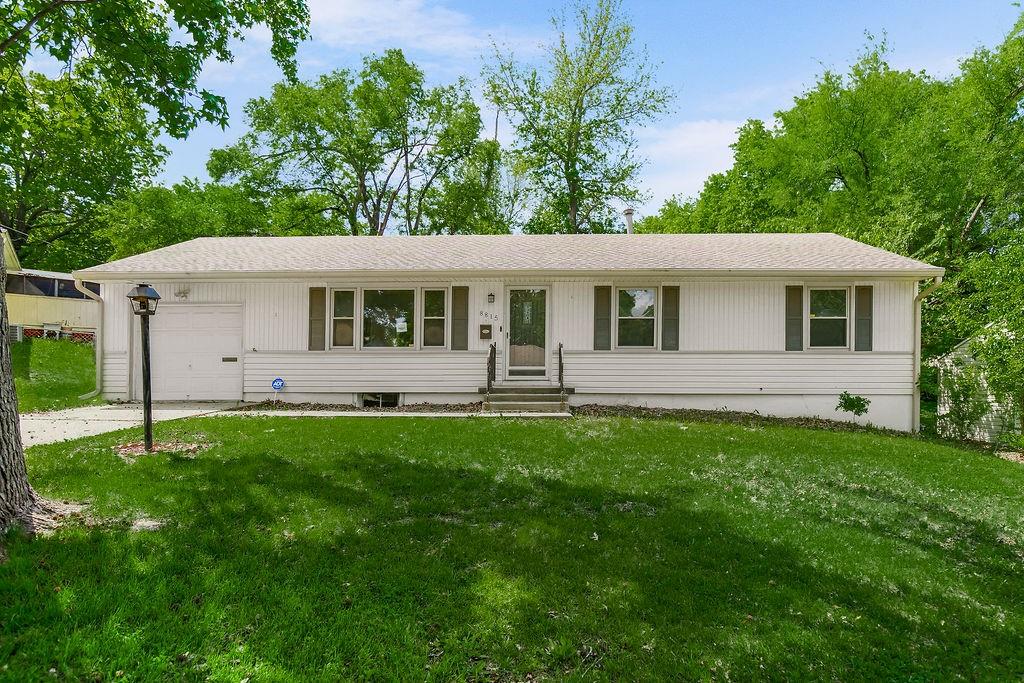 Listing Photo MLS #HMS2617535