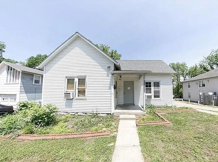 Listing Photo MLS #HMS2617560