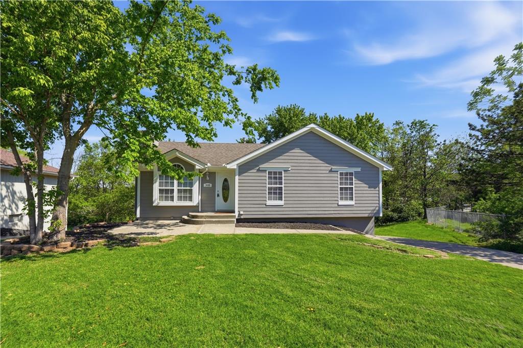 Listing Photo MLS #HMS2617565