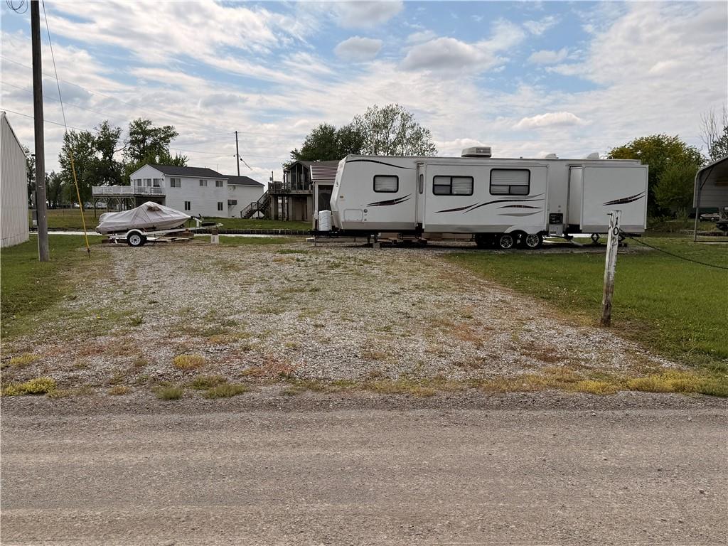 Listing Photo MLS #HMS2617597