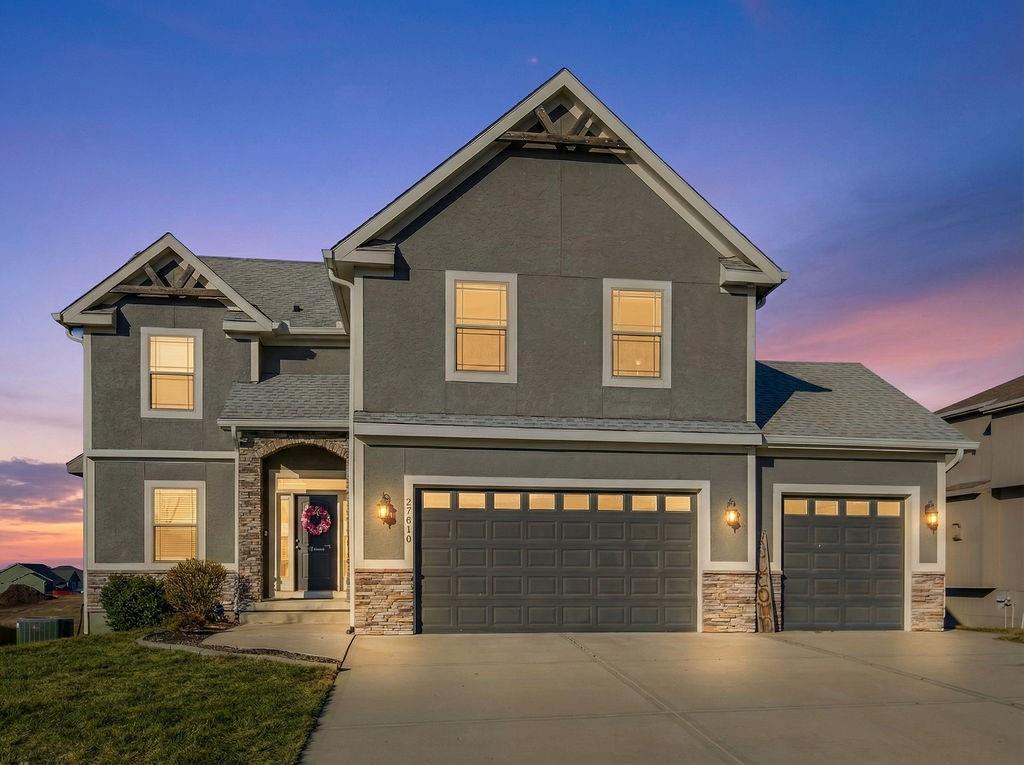 Listing Photo MLS #HMS2617608