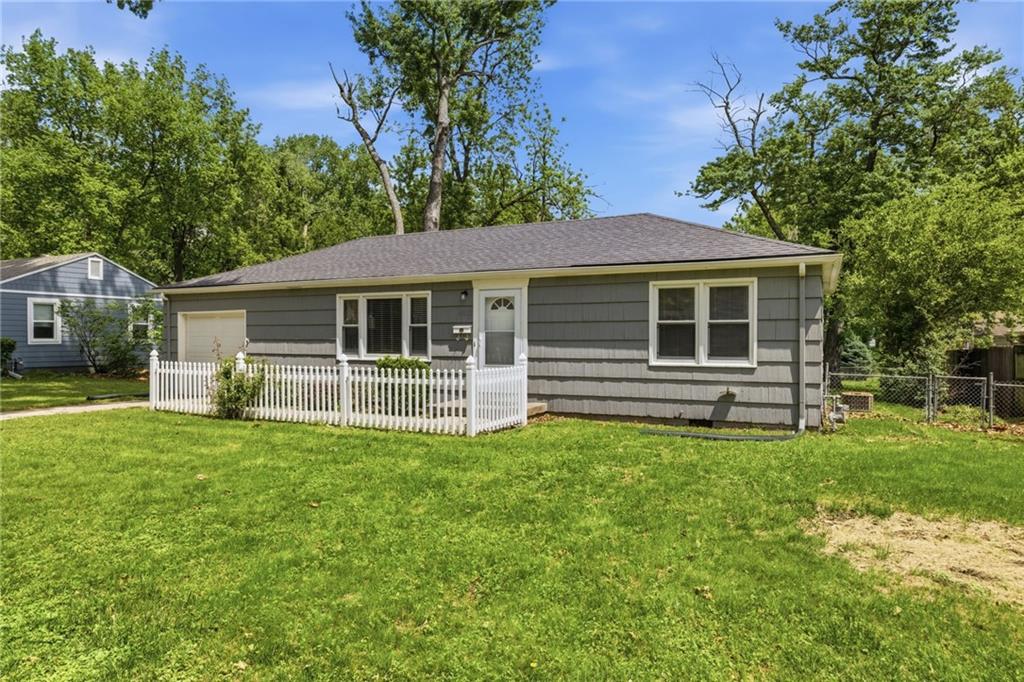 Listing Photo MLS #HMS2617618