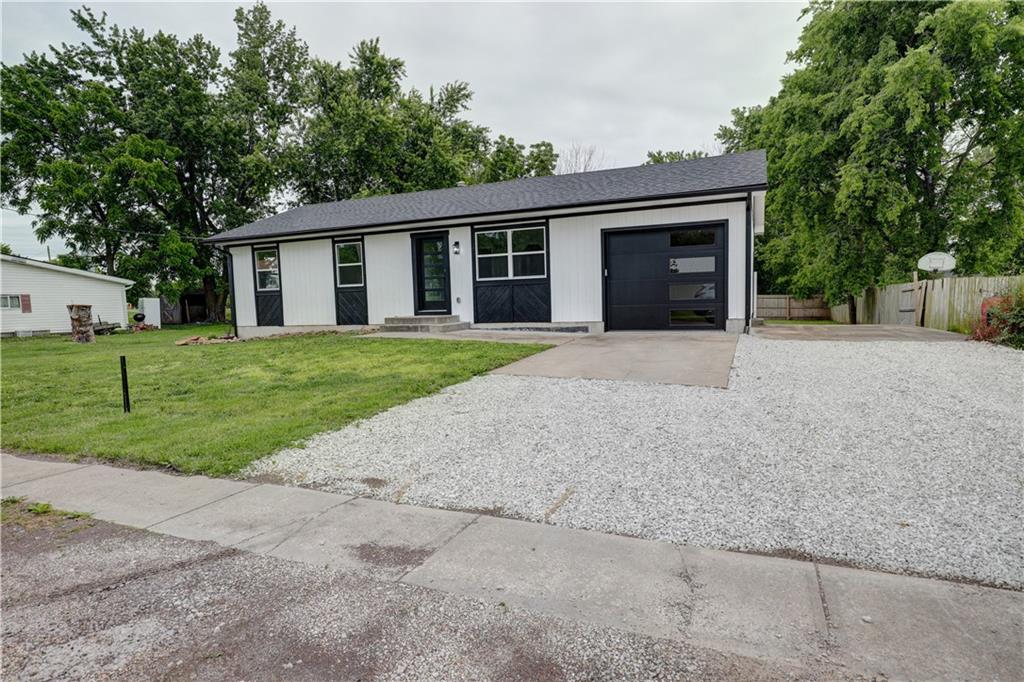 Listing Photo MLS #HMS2617686