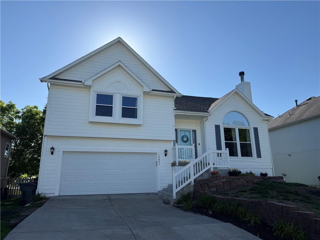 Listing Photo MLS #HMS2617712