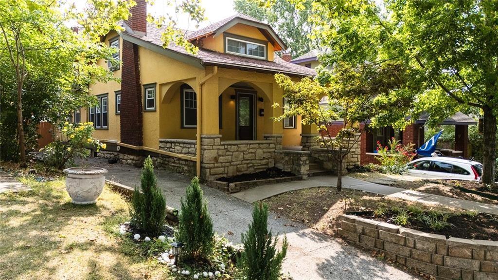 Listing Photo MLS #HMS2617742