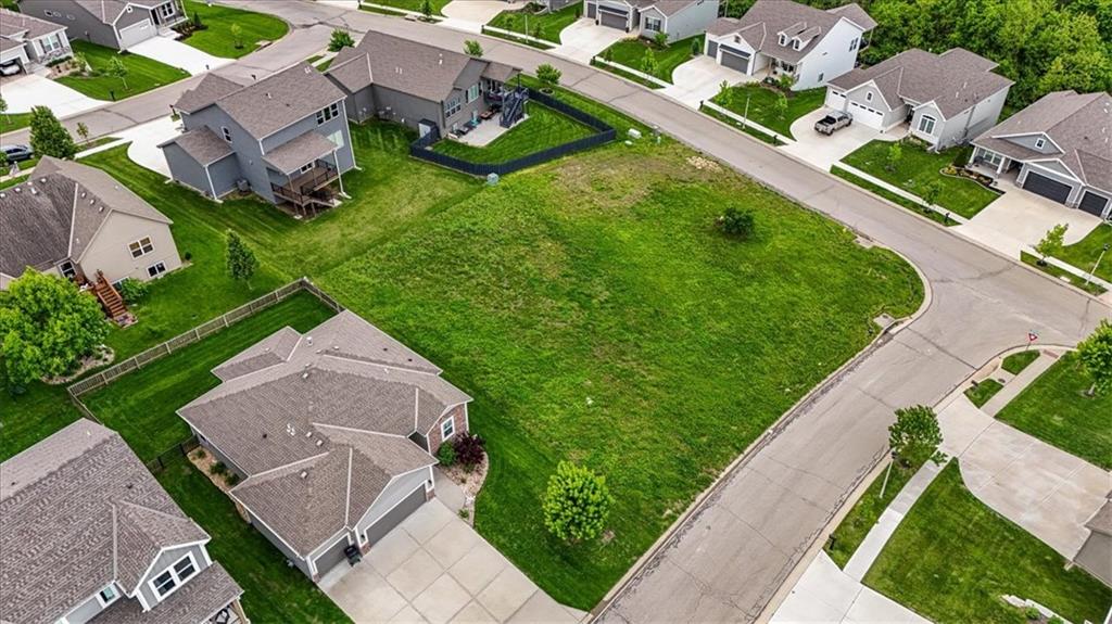 Listing Photo MLS #HMS2617855
