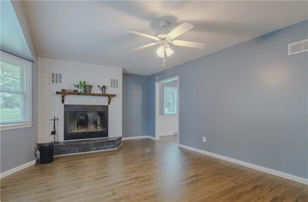 Listing Photo MLS #HMS2617865