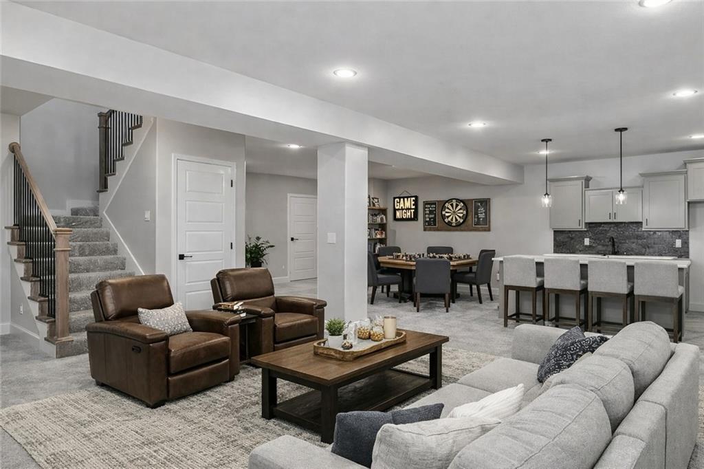 Listing Photo MLS #HMS2617874