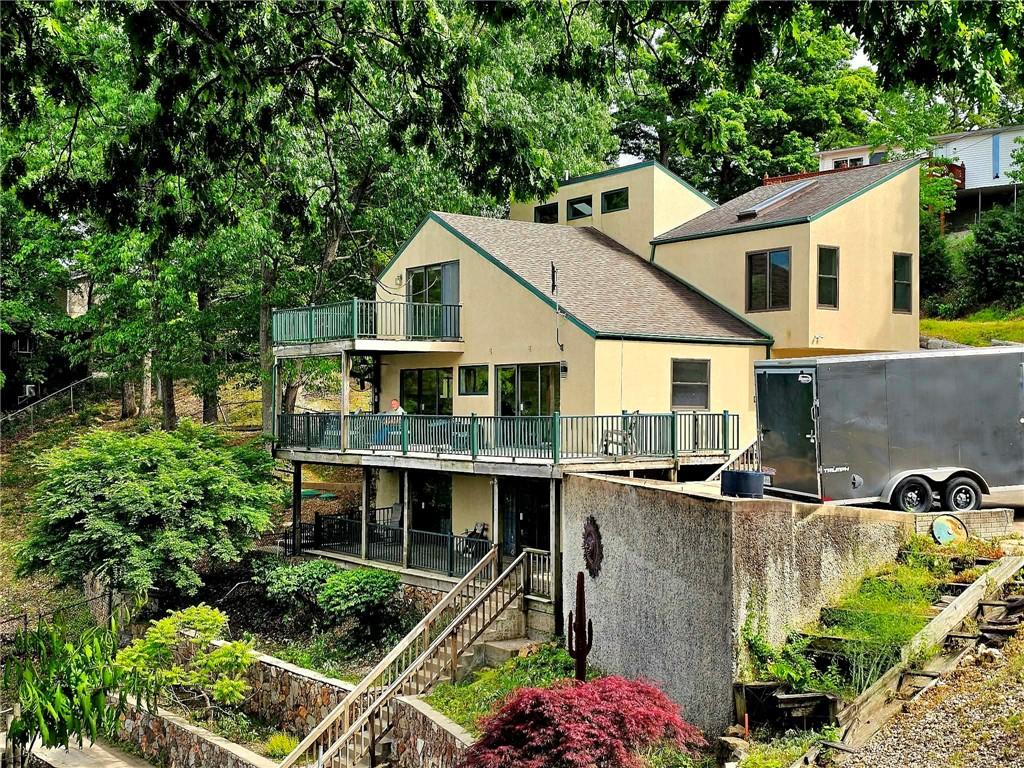 Listing Photo MLS #HMS2617877