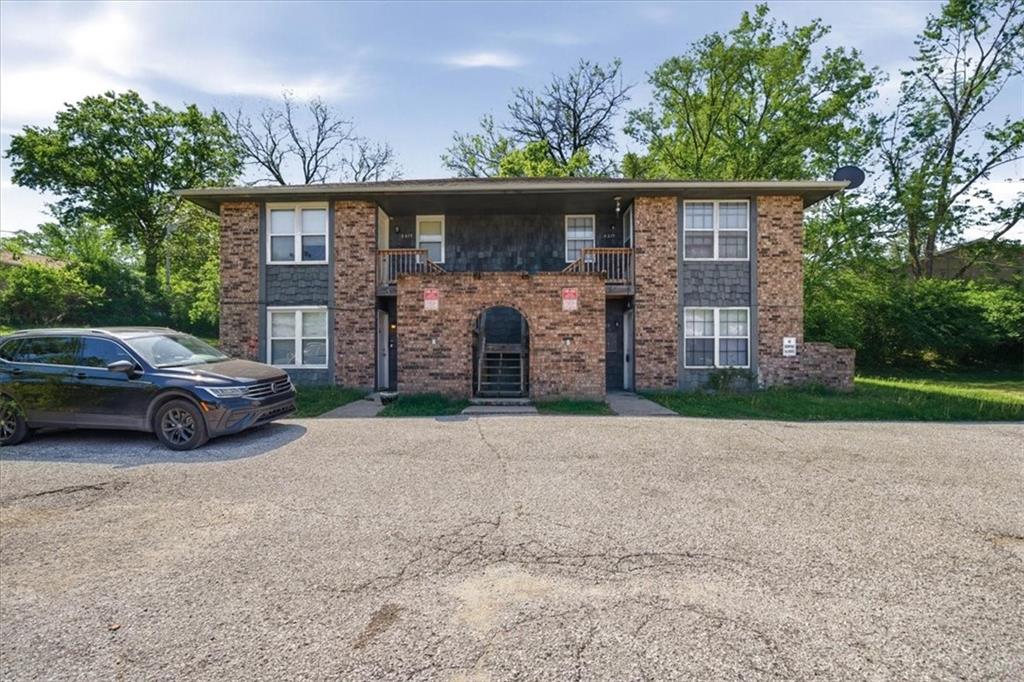 Listing Photo MLS #HMS2617904