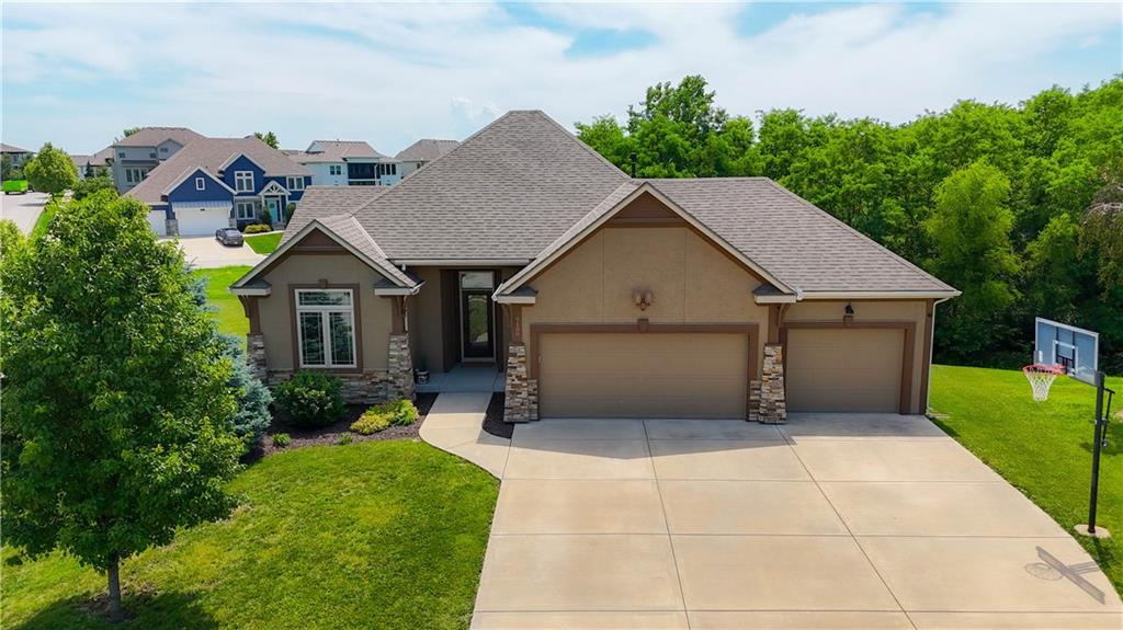 Listing Photo MLS #HMS2617908