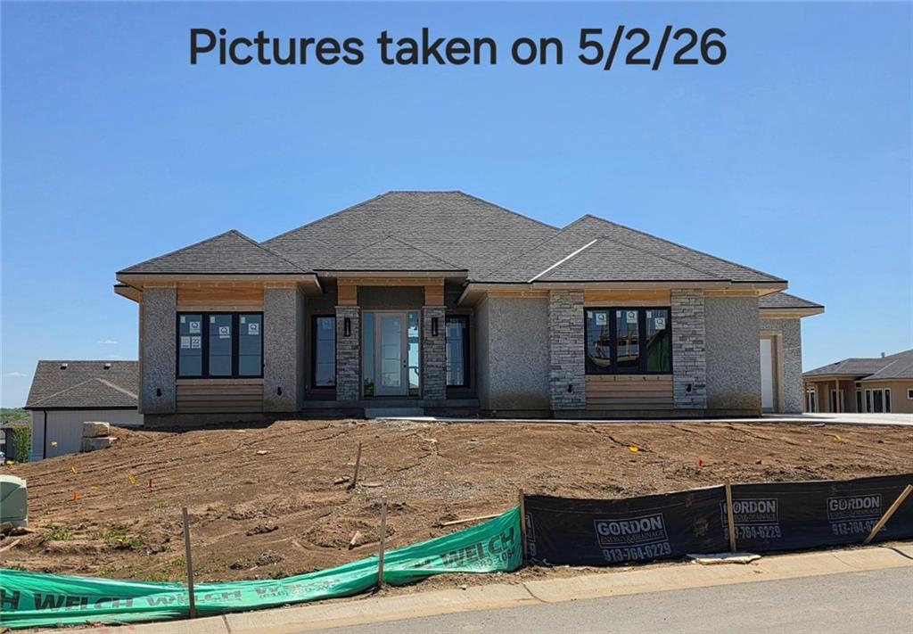 Listing Photo MLS #HMS2617978