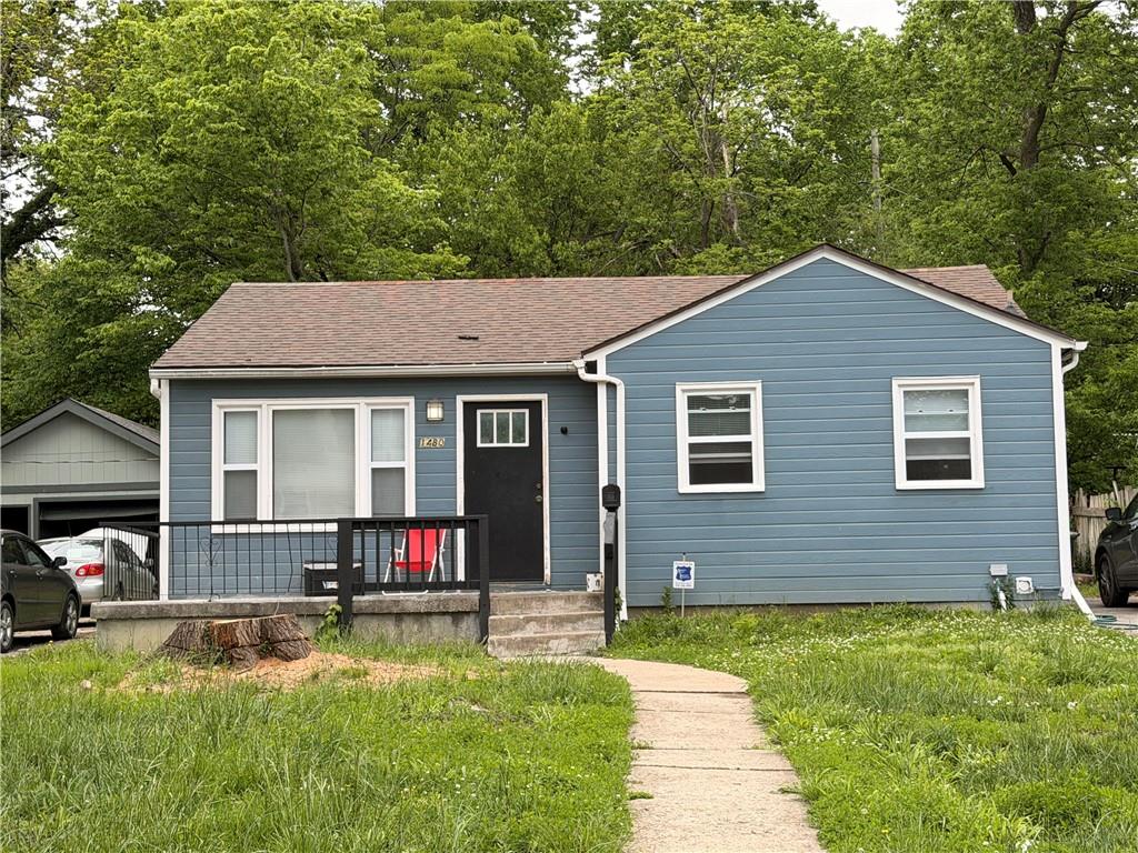 Listing Photo MLS #HMS2617990