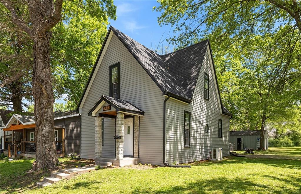 Listing Photo MLS #HMS2618004