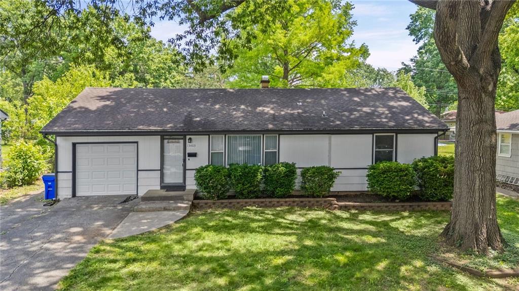 Listing Photo MLS #HMS2618013