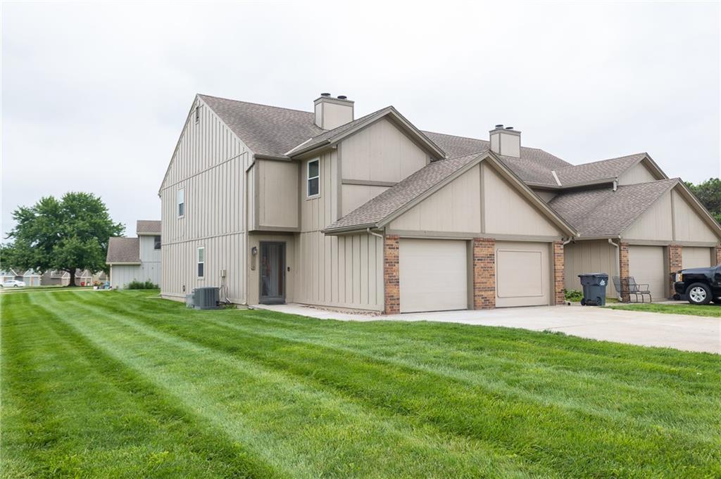 Listing Photo MLS #HMS2618025