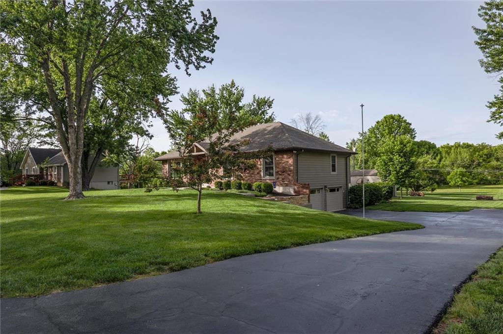 Listing Photo MLS #HMS2618038