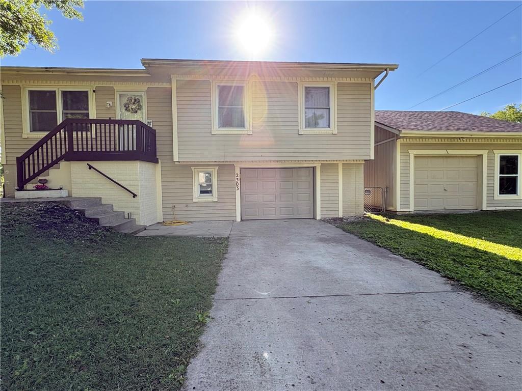Listing Photo MLS #HMS2618043