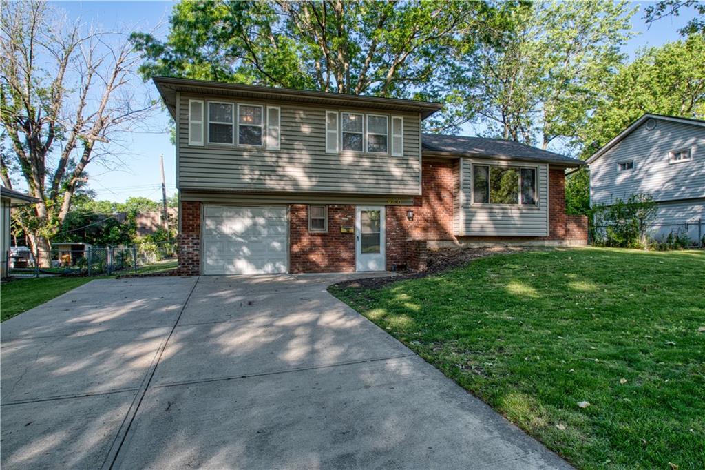 Listing Photo MLS #HMS2618086