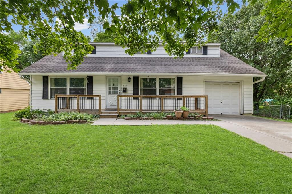 Listing Photo MLS #HMS2618088