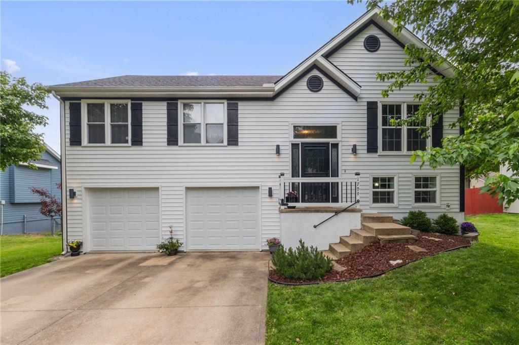Listing Photo MLS #HMS2618174