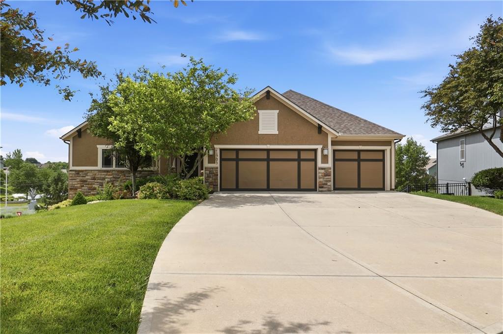 Listing Photo MLS #HMS2618327