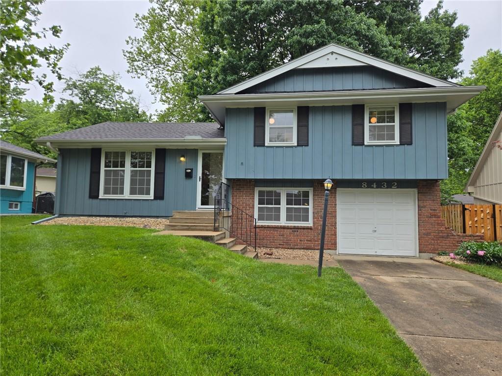 Listing Photo MLS #HMS2618328