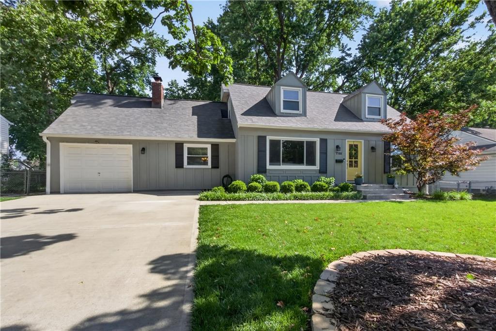 Listing Photo MLS #HMS2618425